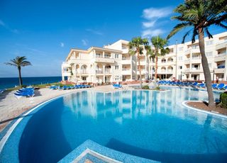 Hotel Grupotel Tamariscos in Cala'n Bosch