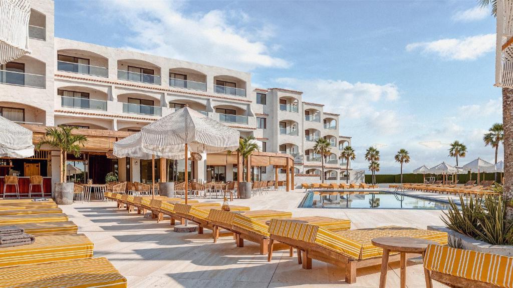 Hotel Caramelo Marina in Cala'n Bosch