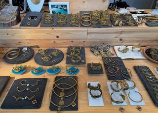 Artisan Shopping