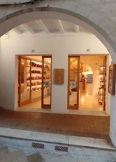 Ciutadella Shopping Visits