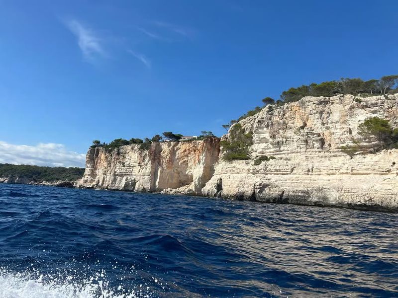 Cala Galdana Activity