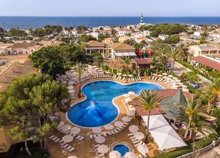 Hotel Zafiro in Cala'n Bosch